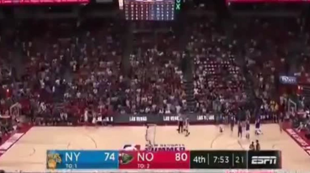  Videos del terremoto de 7.1 grados que sacudi&oacute; ayer a California y paraliz&oacute; pr&aacute;cticamente todo... 