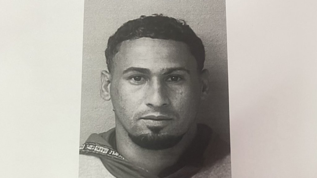  Radican cargos a hombre por violación a la Ley de Armas 