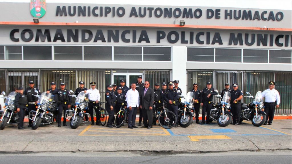  Polic&iacute;a municipal de Humacao estrena equipo para combatir el crimen 