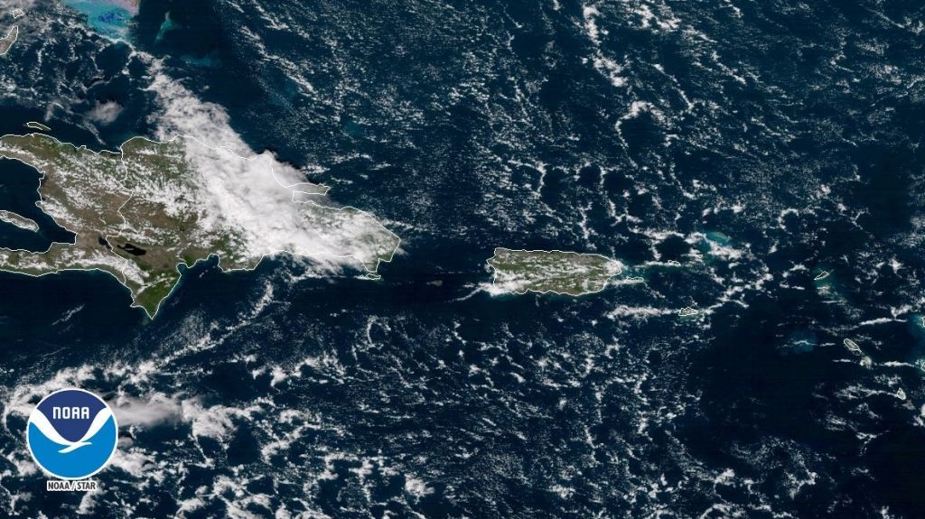  Grupos dispersos de nubosidad generan tiempo variable 