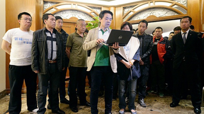 Familias de pasajeros del MH370: "El Gobierno malasio y la compaÃ±Ã­a son asesinos"