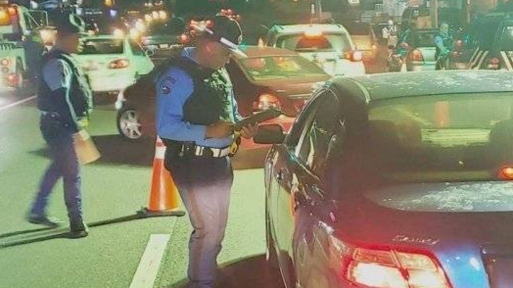  Polic&iacute;a anuncia bloqueos para este "weekend" 
