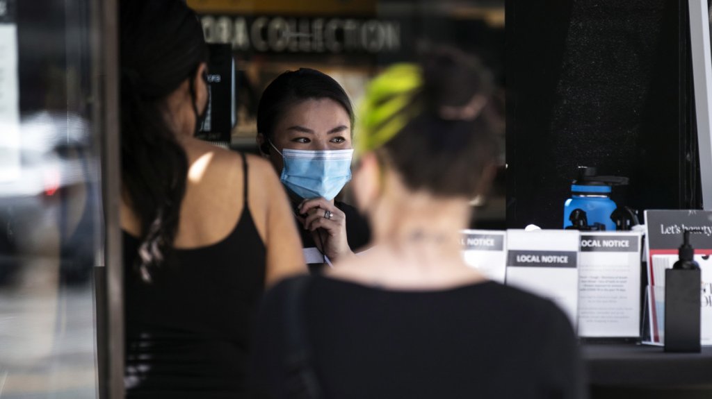  Desempleo en Florida cae 6,5 % en octubre con casi 1 mill&oacute;n de casos covid-19 