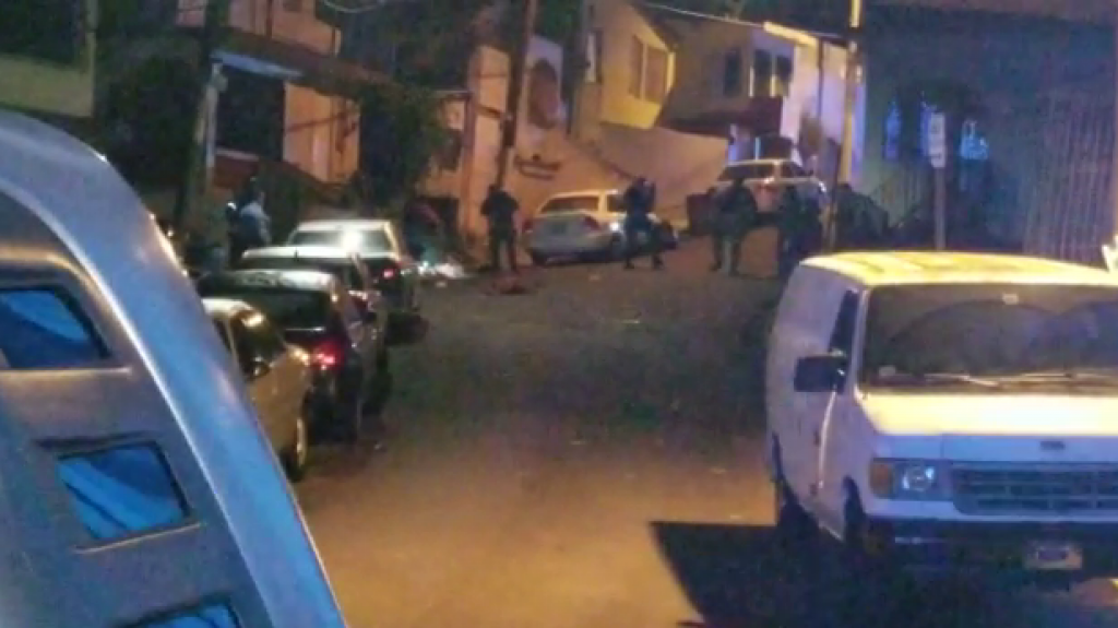  Video: Sin identificar segundo hombre asesinado anoche en Rio Piedras 