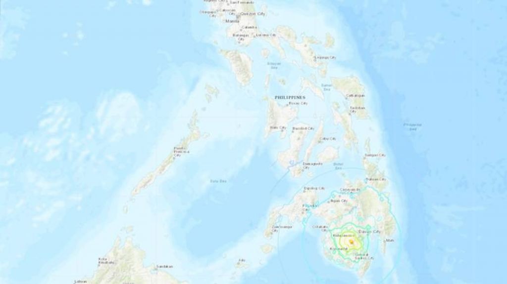  Un potente sismo de magnitud 6,6 sacude Filipinas 