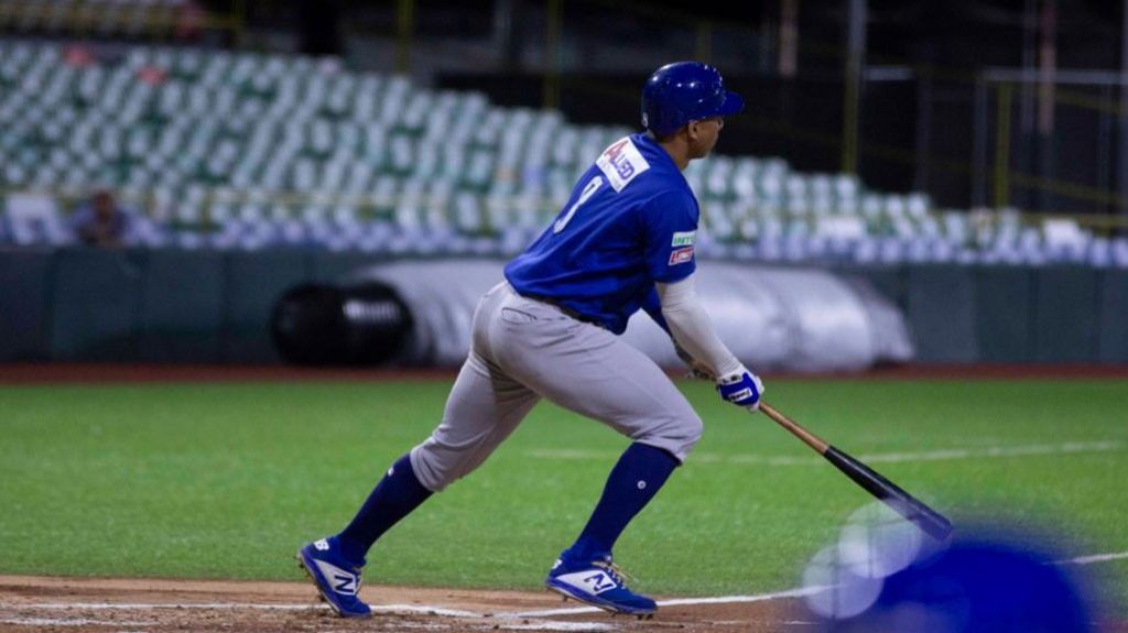  Hernández guía a Santurce a la victoria con un “grand slam” en la sexta entrada 