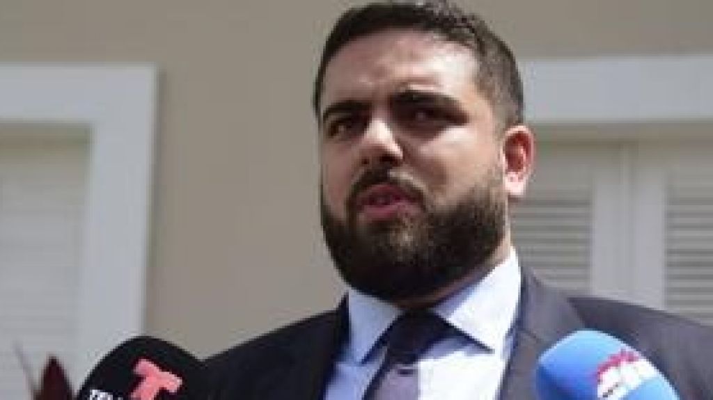  Maceira anuncia que hay un mensaje pero no da hora 