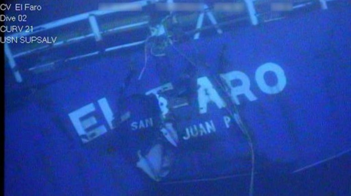 Muestran imÃ¡genes de carguero 'El Faro' que se hundiÃ³ en octubre