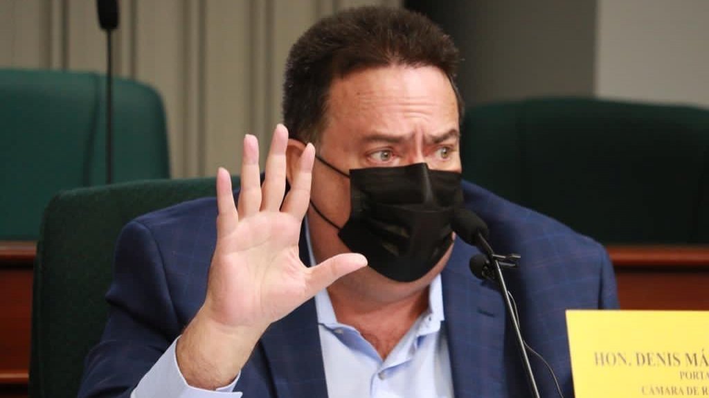  Representante Denis M&aacute;rquez censura gasto de fondos p&uacute;blicos para cabilderos 