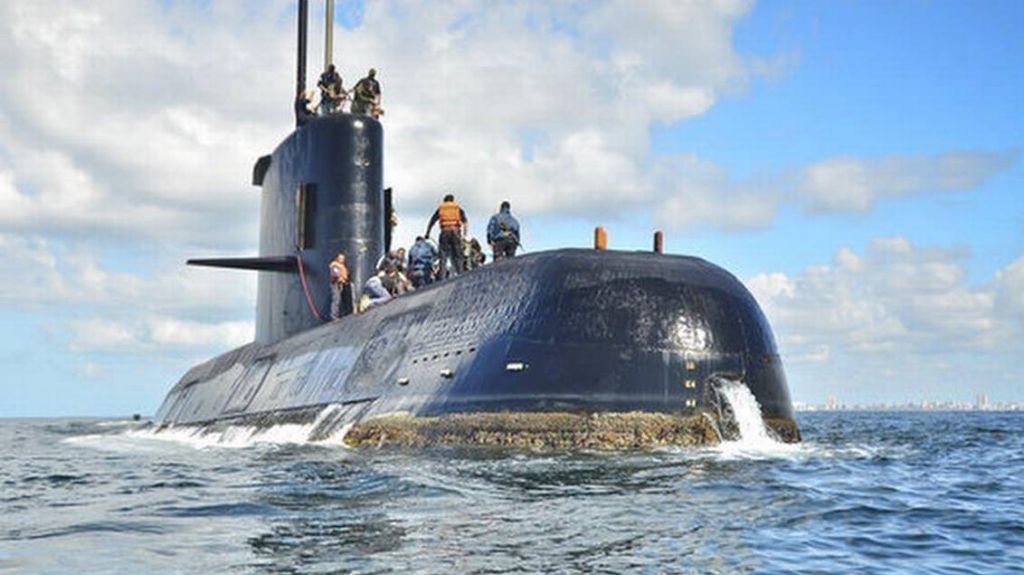  Surgen m&aacute;s interrogantes a dos meses de la desaparici&oacute;n de submarino argentino 