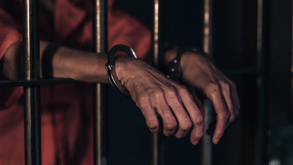  En prisi&oacute;n acusado de asesinato en Aguadilla 