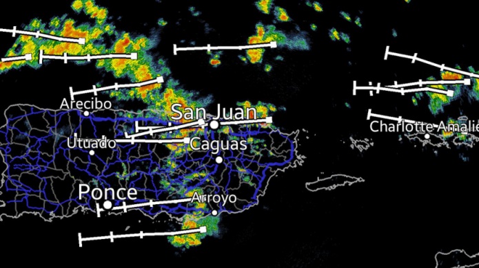 Aguaceros y tronadas continÃºan llegando desde el Este. Los mÃ¡s fuertes se manifiestan en zona Metro, rumbo al Norte.
