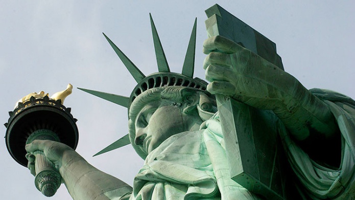 Exconsejero de Reagan: "EE.UU. sufre de paranoia antiPutin"