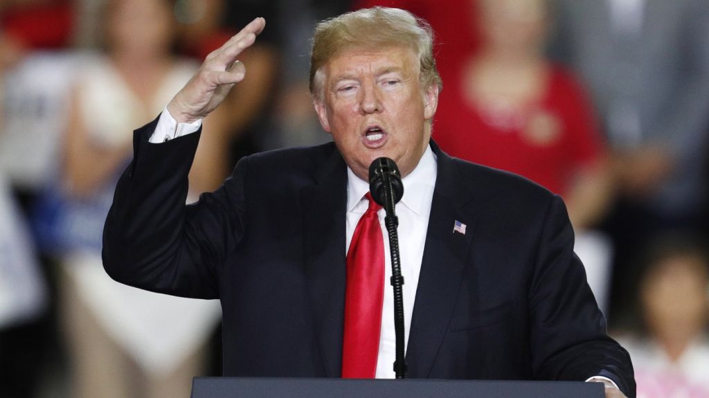  Trump quiere obligar a las farmac&eacute;uticas a publicitar precios en sus anuncios 