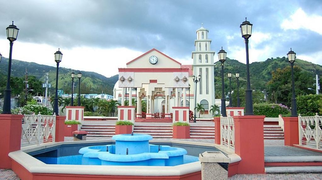 Sobre 230 familias de Villalba se benefician de vales para compra de alimentos valorados en cien dÃ³lares