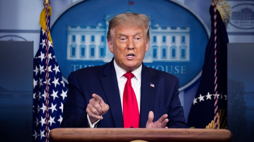  Trump defiende como &ldquo;apropiada&ldquo; su decisi&oacute;n de minimizar la gravedad de Covid 