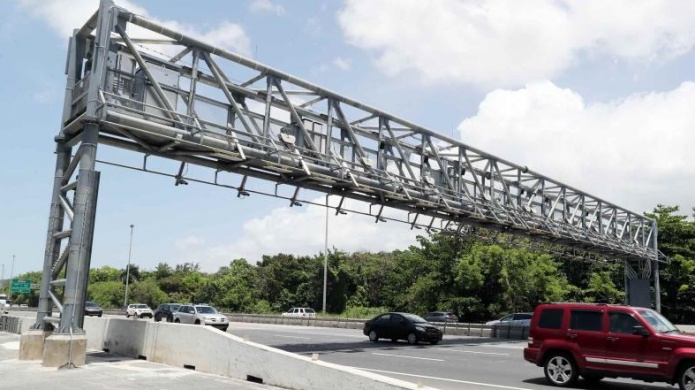 Buscan eliminar multas a conductores que pasaron por auto expreso sin semÃ¡foros 