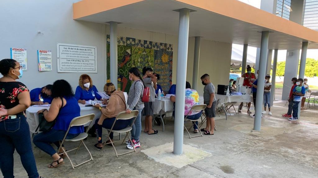  Vacunan ni&ntilde;os y preadolescentes de Vieques contra el Covid-19 