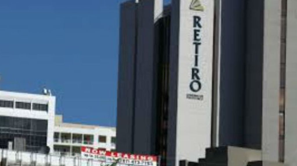  Buscan opciones para acelerar dep&oacute;sito de los $1,200 a retirados 