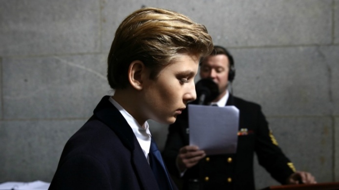 Casa Blanca pide alejar a Barron Trump del foco pÃºblico