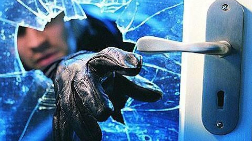  Reportan escalamiento en oficinas del Departamento de la Familia en Florida 