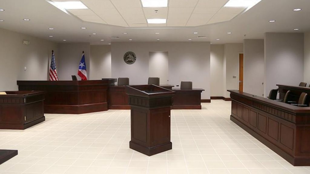 A tribunales dos casos por Ley 54: uno por sujeto que agredió sexualmente a fémina tras amenzarla con cuchillo y otro que golpeó a mujer y luego atacó a batazos a pareja