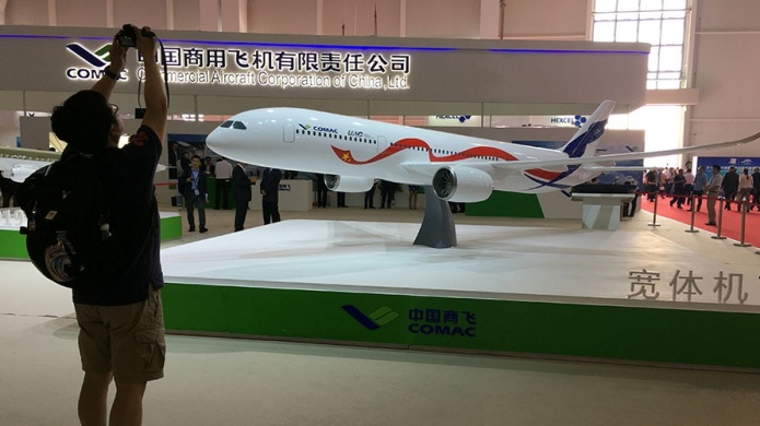 Rusia y China presentan su alternativa a Airbus y Boeing