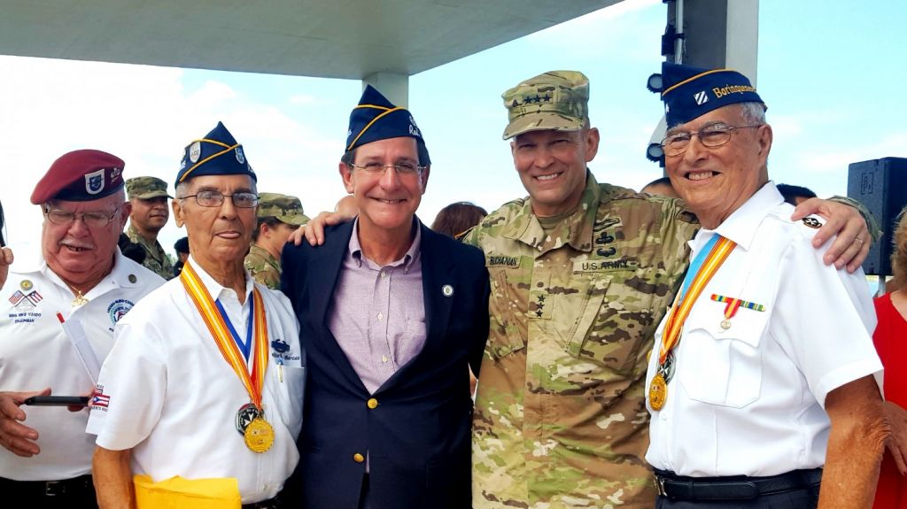 Rivera MarÃ­n resalta figura de los veteranos y sus familias