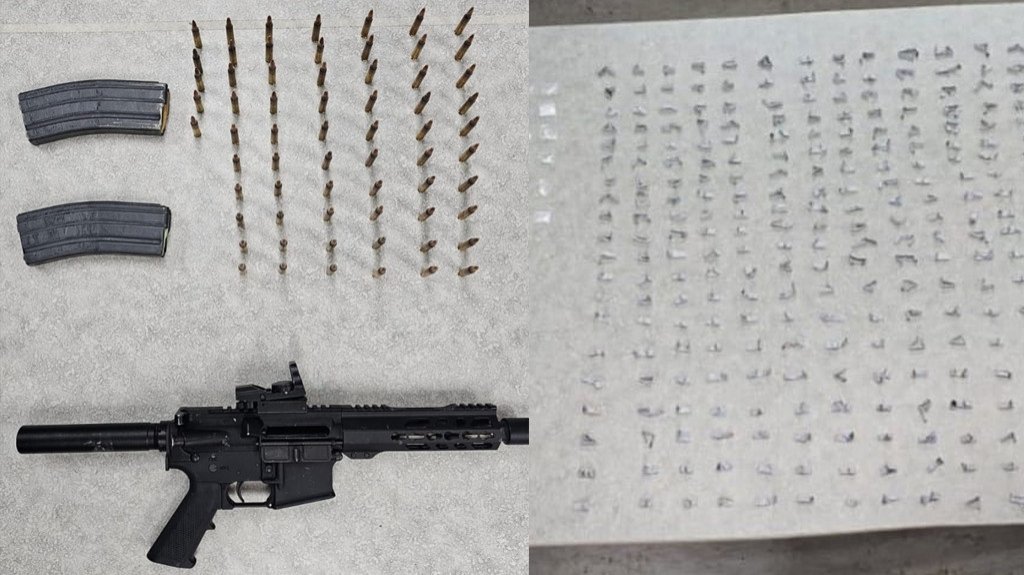  Hallazgo de un Rifle, Cargadores y Drogas en Manat&iacute; 