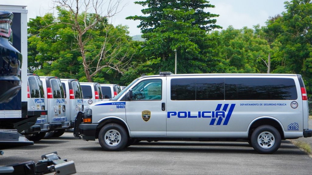  Sujeto se roba media caja de cerveza de residencia en Coamo 