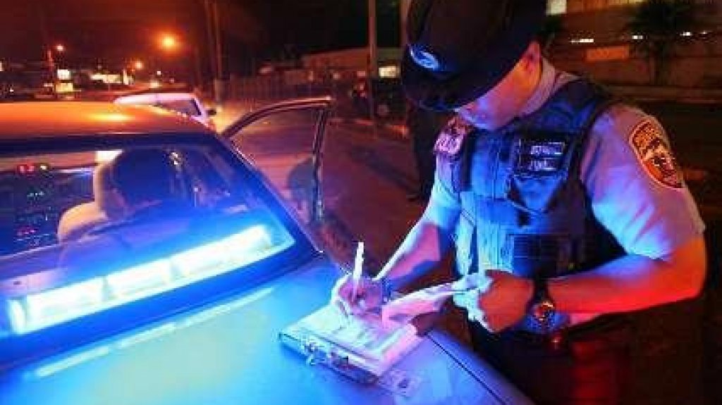 Radican cargos criminales contra hombres que regateaban acompa&ntilde;ados de menores 
