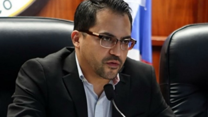 Representante del PNP solicita al director ejecutivo de la AEE que informe sobre avances en el restablecimiento de servicio en el Ã¡rea Este