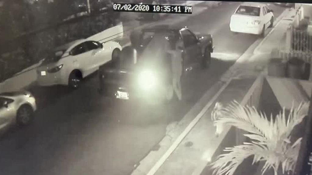  Grabados anoche en urbanizaci&oacute;n de Rio Piedras robando drones para usarlos de cisternas 