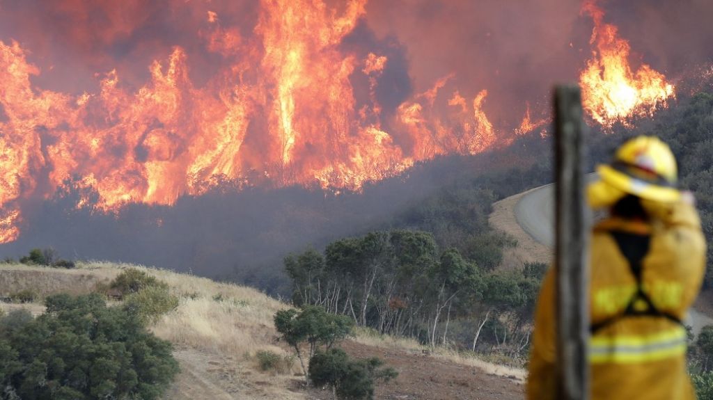  Inviernos lluviosos no llegan para reducir riesgo de incendios en California 
