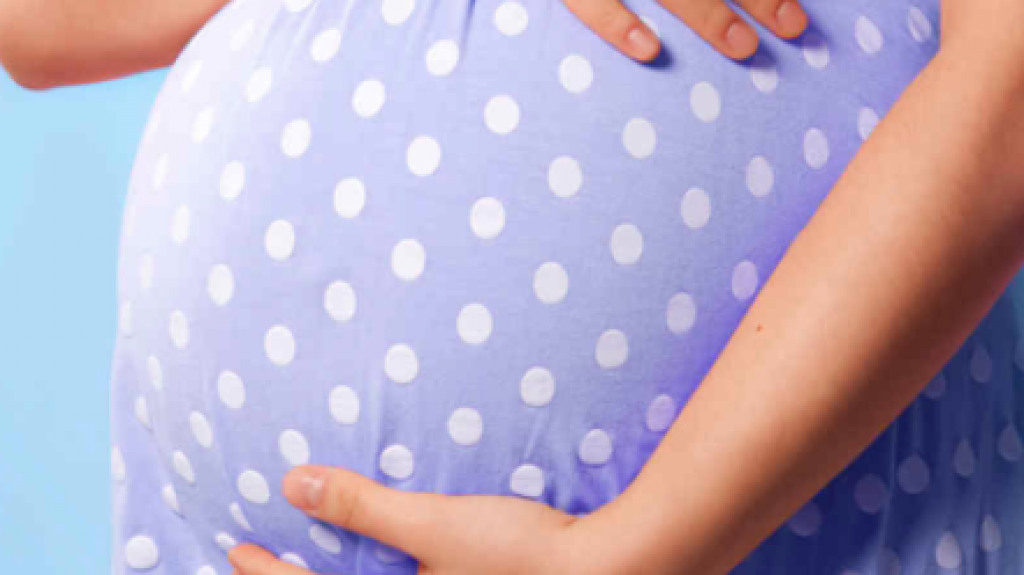  Ni&ntilde;a mexicana de 12 a&ntilde;os da a luz a beb&eacute; prematuro 