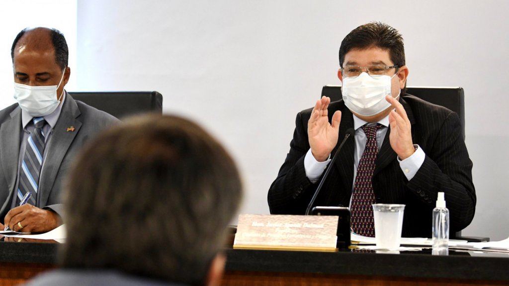  Aponte Dalmau pide prudencia ante anuncio de inicio de la construcci&oacute;n hospital en Vieques debido a acciones legales pendientes 