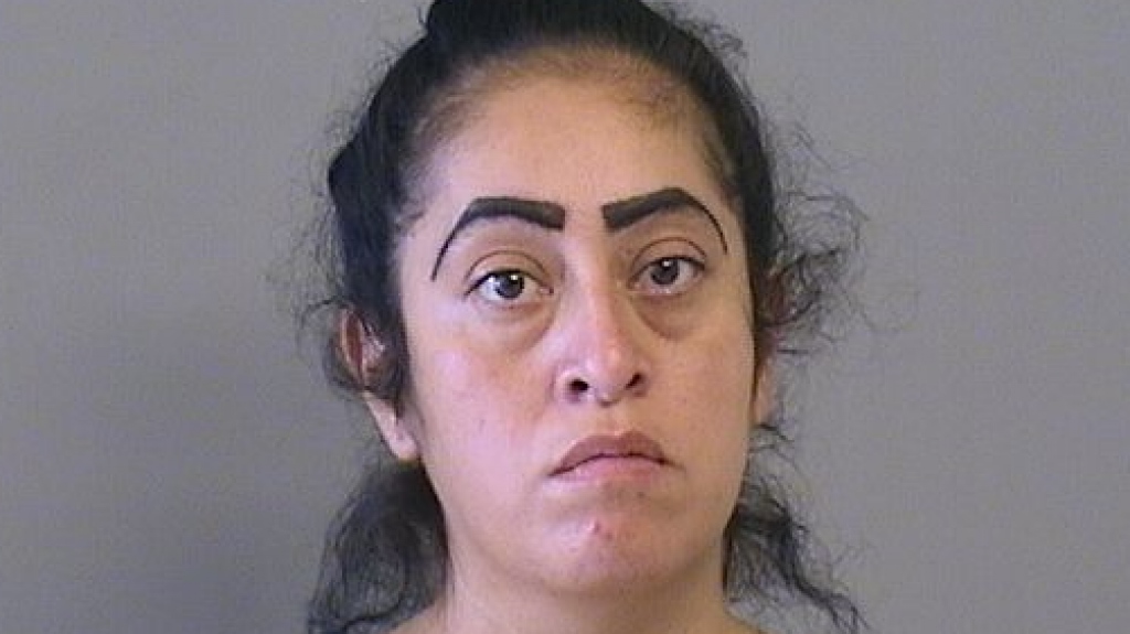  Arrestan a mujer por permitir noviazgo entre su hija de 12 a&ntilde;os y hombre de 24 