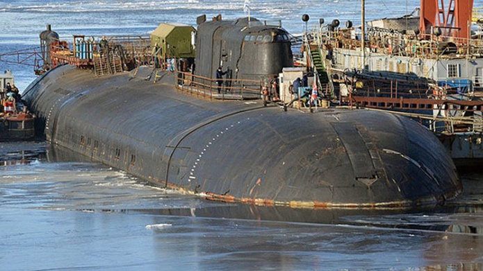 Reportan que un submarino nuclear se incendiÃ³ en un astillero ruso