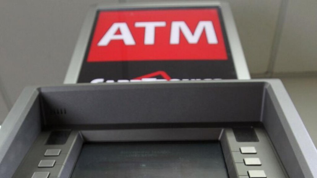  Roban ATM de gasolinera en Vega Baja 