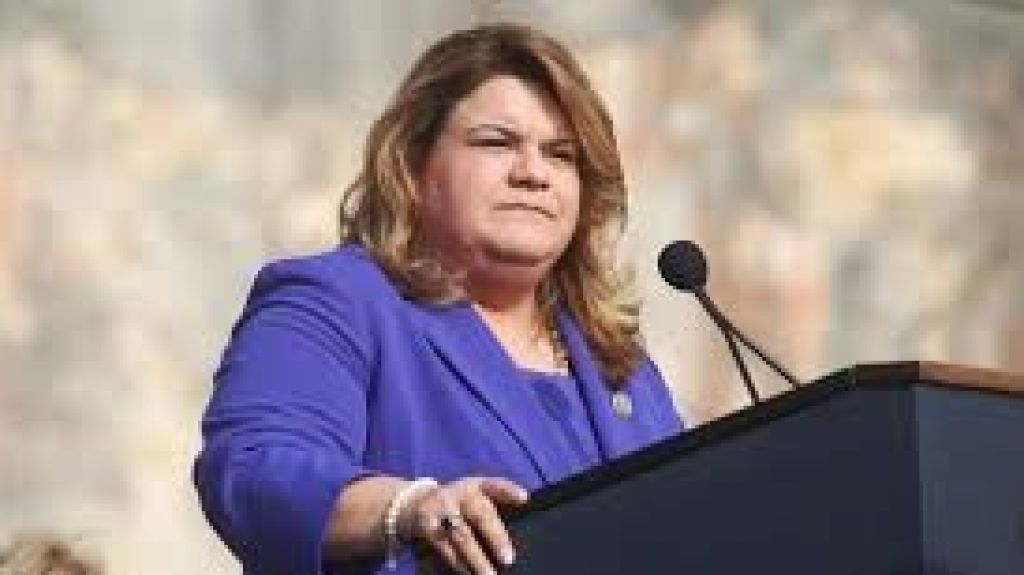  La comisionada residente anuncia $3.4 millones para pesca, costas y desarrollo econ&oacute;mico 