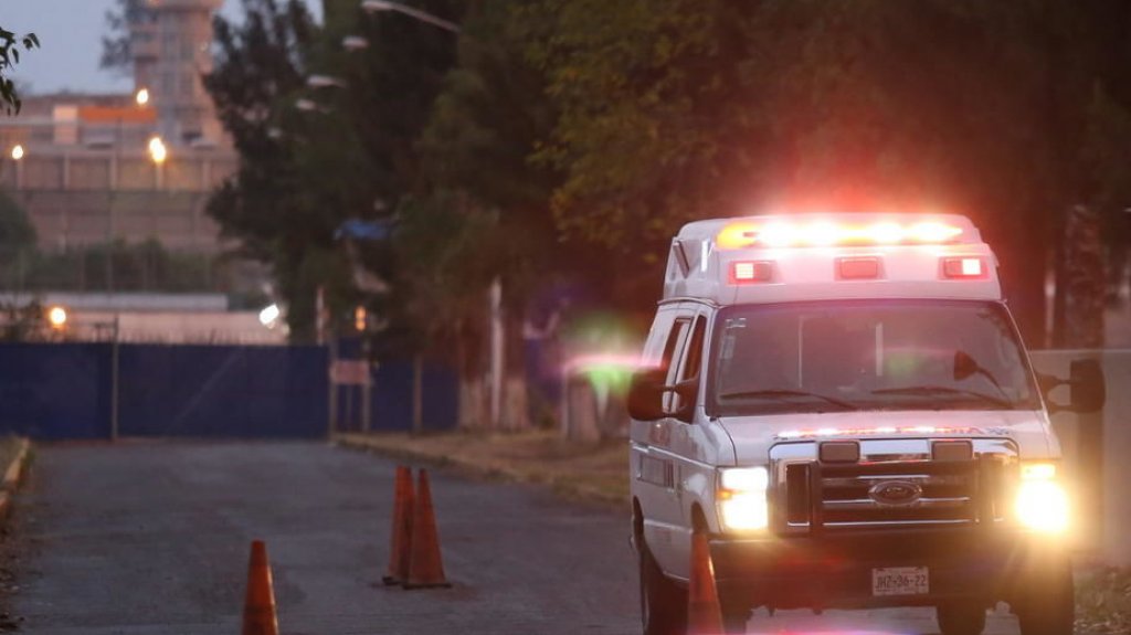  Choque frontal de veh&iacute;culos en Manat&iacute; deja a un conductor con heridas de gravedad 