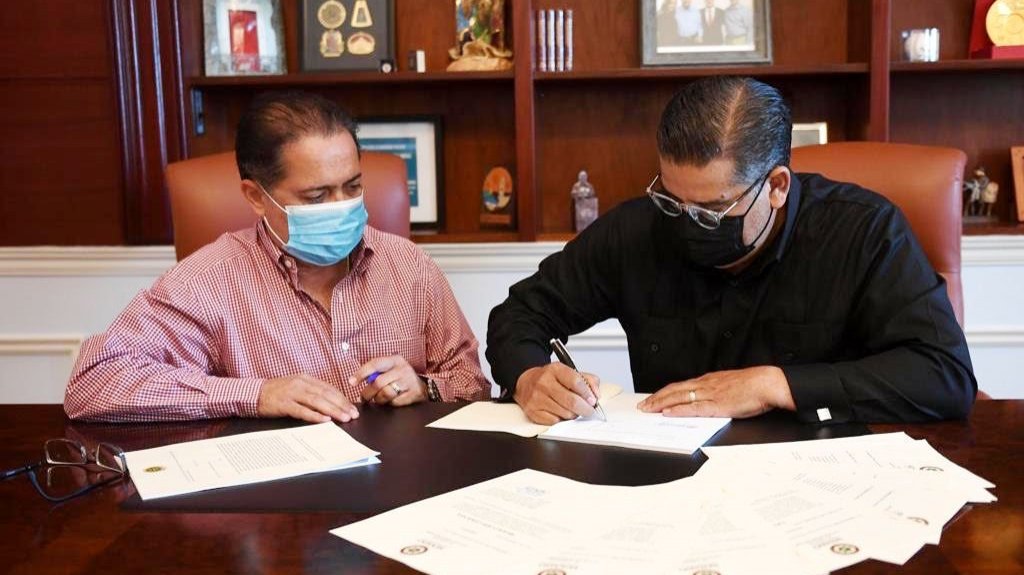  Proyecto de aumento al salario m&iacute;nimo pasa a manos del gobernador para su firma 