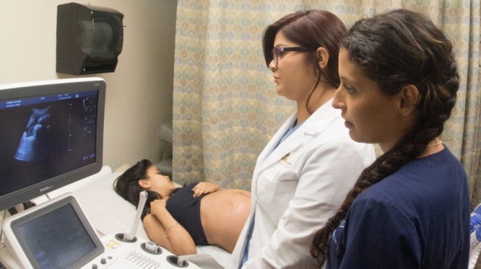 Conveniente elegir una carrera en salud 