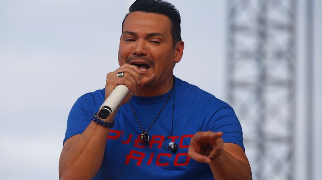  Salsero V&iacute;ctor Manuelle en su "mejor etapa" en sus 25 a&ntilde;os de carrera 