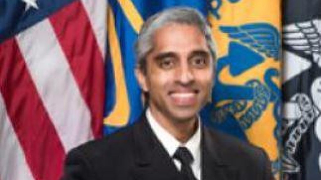  Cirujano general de EE. UU. alerta sobre la soledad como prioridad de salud pública 