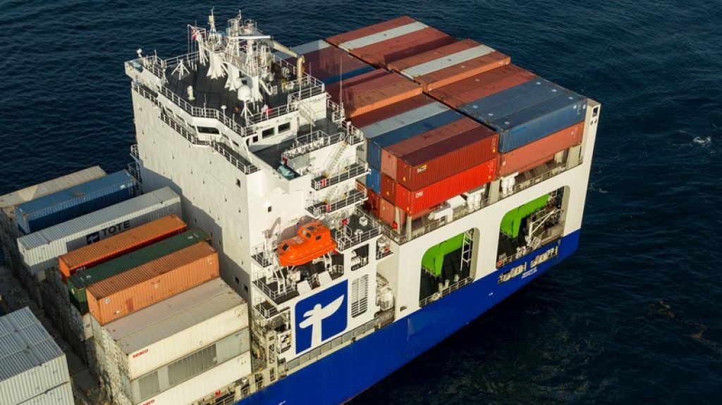  Gobernadora da reversazo sobre posutura a fusi&oacute;n de empresas navieras 