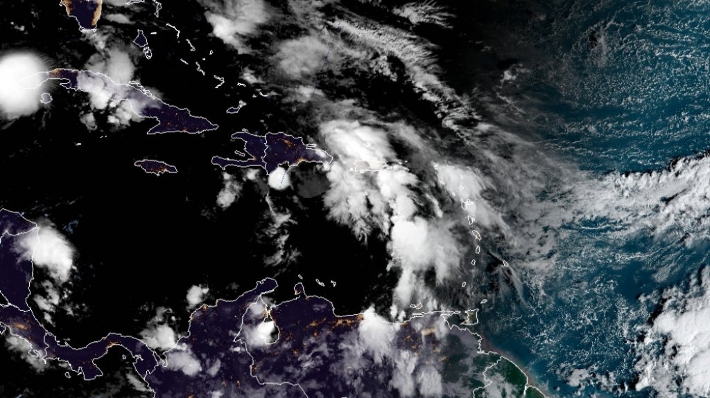  Tiempo lluvioso a través de gran parte de la Isla 