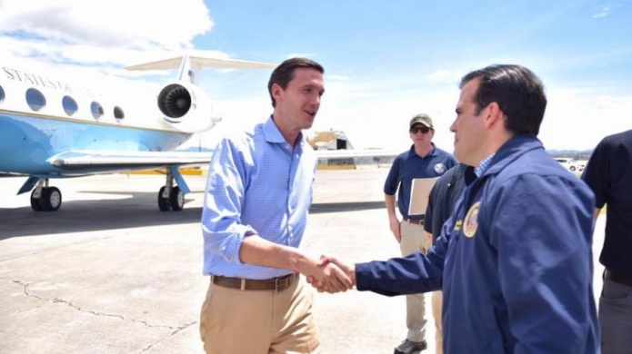 Gobernador recibe al asesor de Seguridad Nacional del presidente Trump