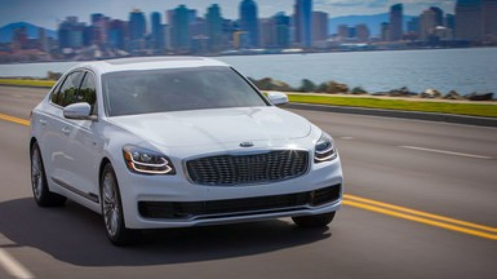  Fuerte merma, del 66 por ciento, en la venta de carros en la Isla para marzo debido a la emergencia y el terremoto 