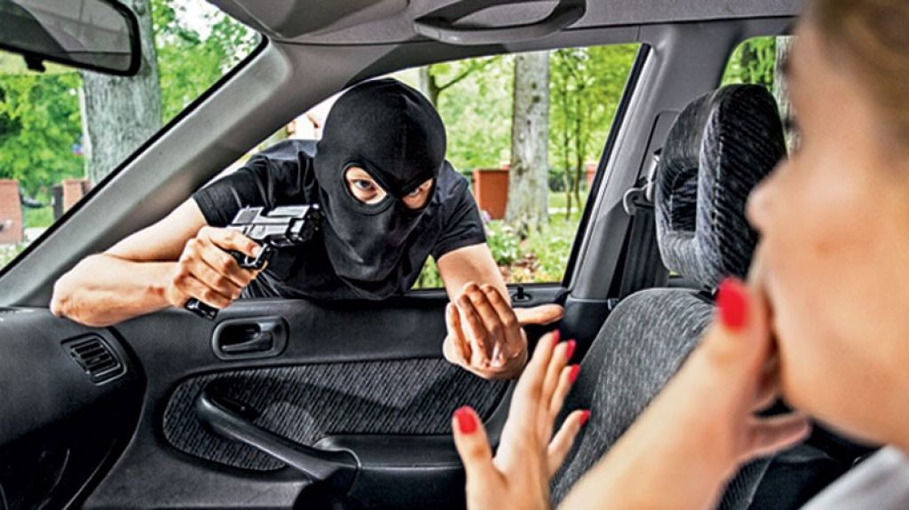  Mujer y su sobrina v&iacute;ctimas de &ldquo;carjacking&rdquo; en Humacao 